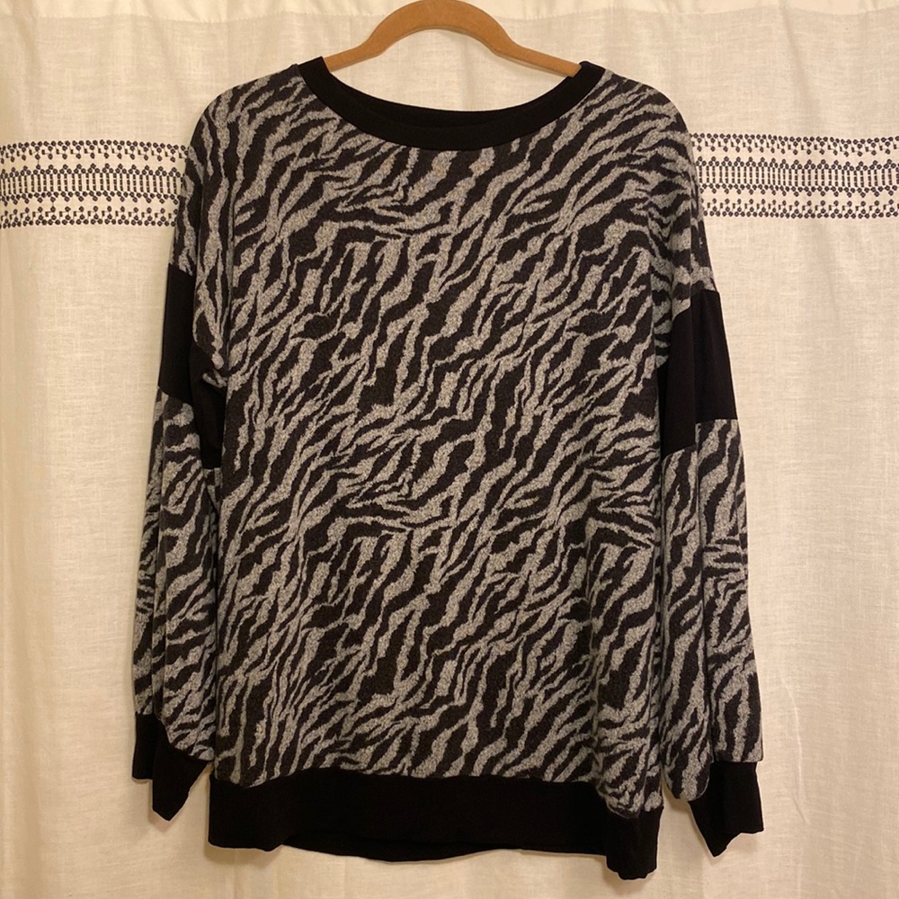 Magic Fit Zebra Print Sweatshirt